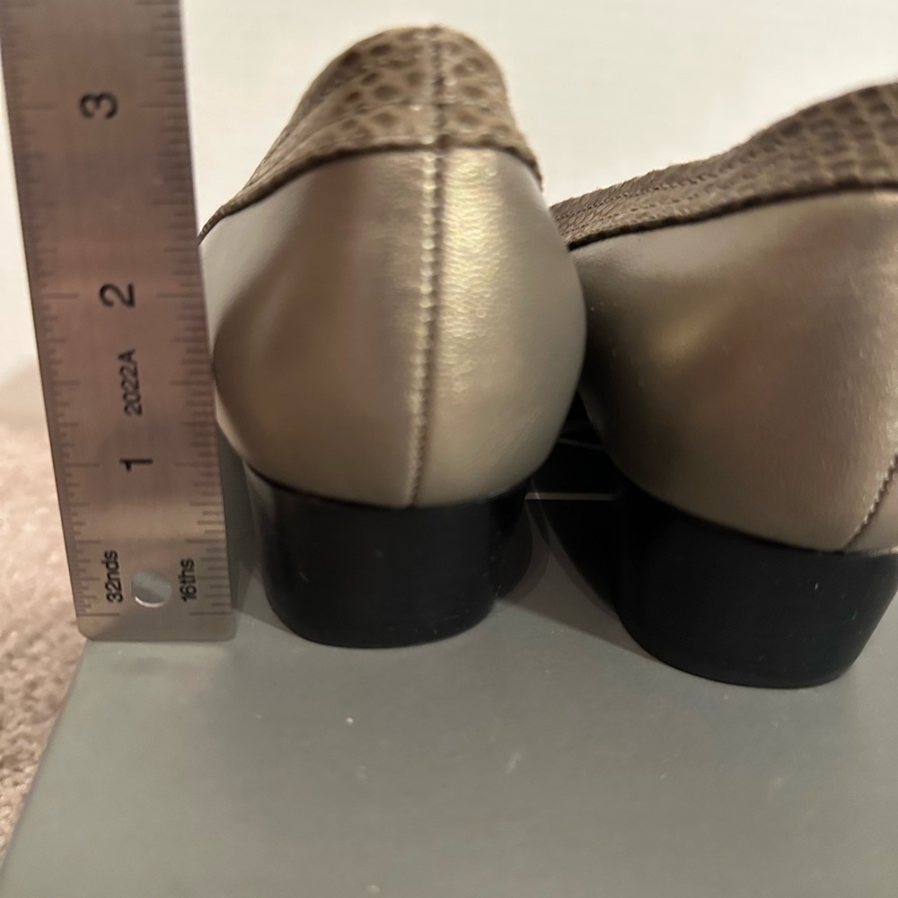 Walking Cradles Women's Taupe Flats, Pewter Leath, 8 1/2N, NWT - Picture 6 of 8